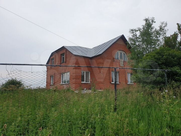 Дом 526,5 м² на участке 20 сот.