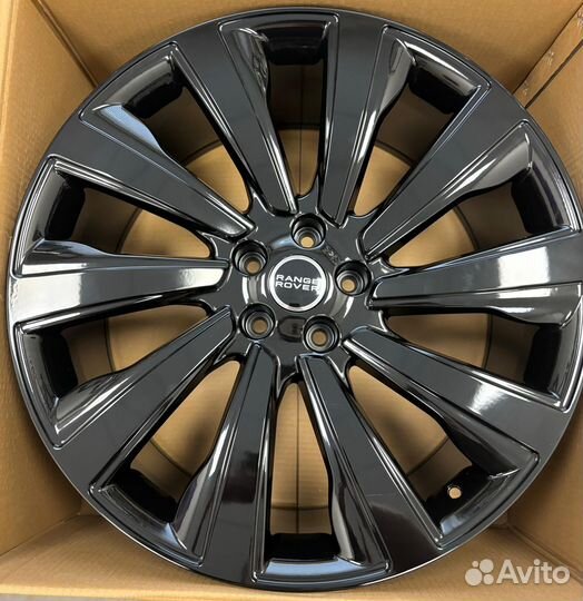 Новые диски R22 на Range Rover Sport