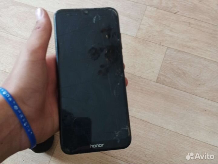 Телефон Huawei