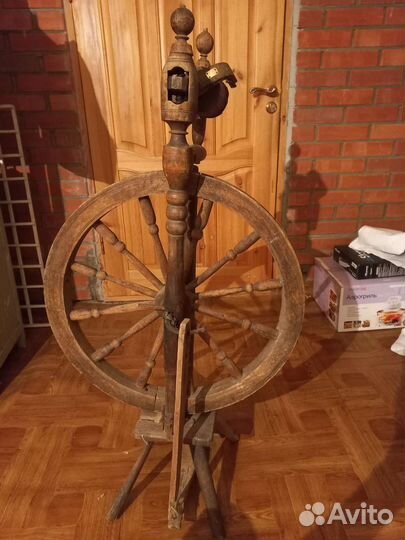 Прялка деревянная старинная
