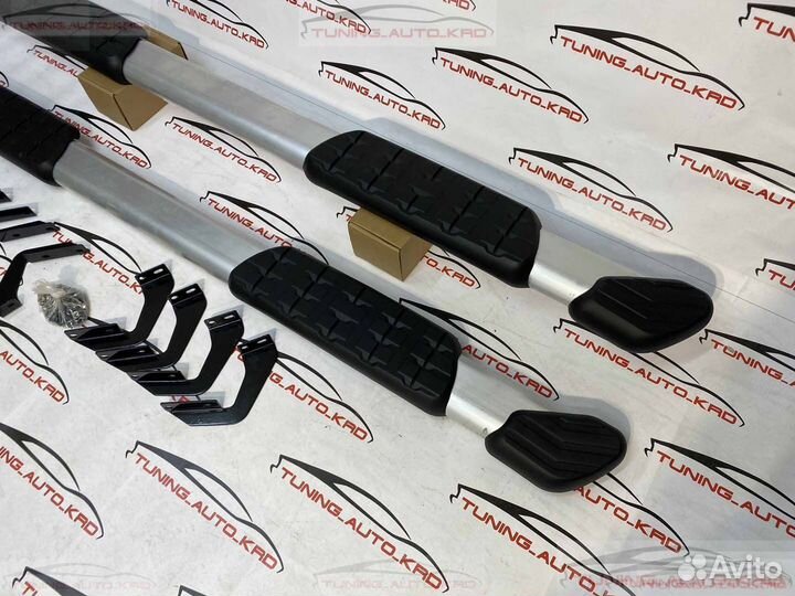 Подножки Toyota Tundra E9576