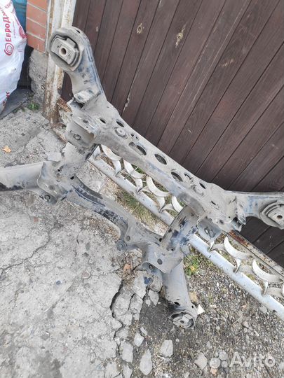 Задний Подрамник Mercedes w164