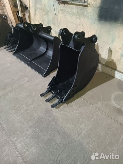 Универсальный ковш 300 мм