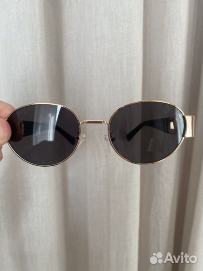 Солнцезащитные очки