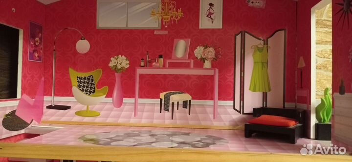 Домик кукольный