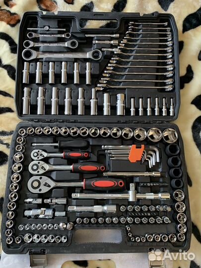 Набор инструментов 151 предмет