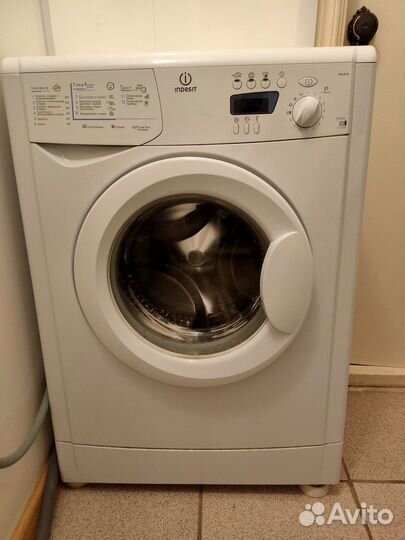 Стиральная машина indesit