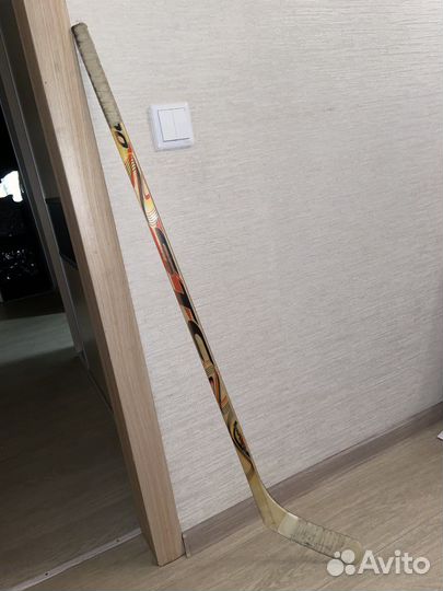 Клюшка хоккейная