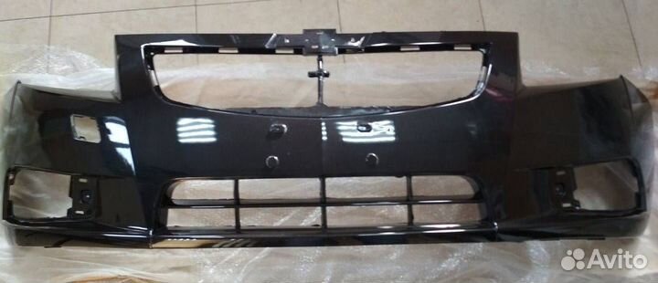 Бампер передний Шевроле Cruze в цвет