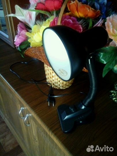 Лампа настольная