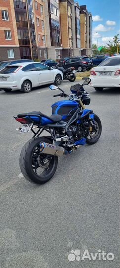 Triumph street triple 675