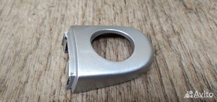 Накладка ручки внутренней Volkswagen Jetta