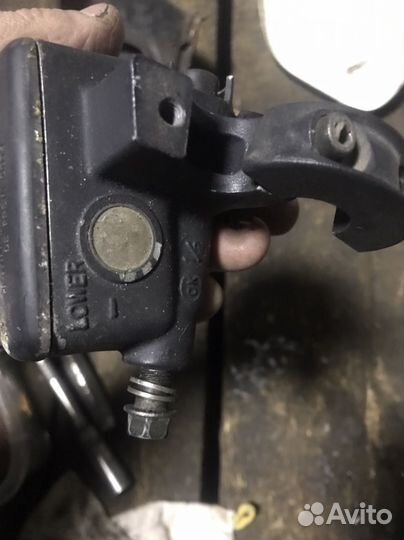 Тормозная машинка передняя