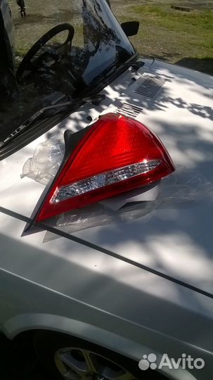 Задняя фара, правая.нисан теана