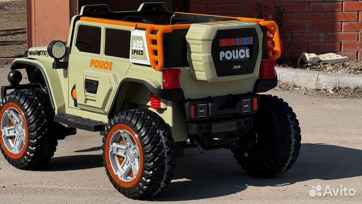 Детский электромобиль jeep jb600