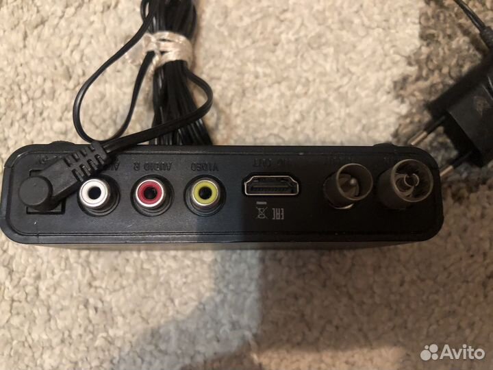 Цифровая тв приставка BarTon тн-562