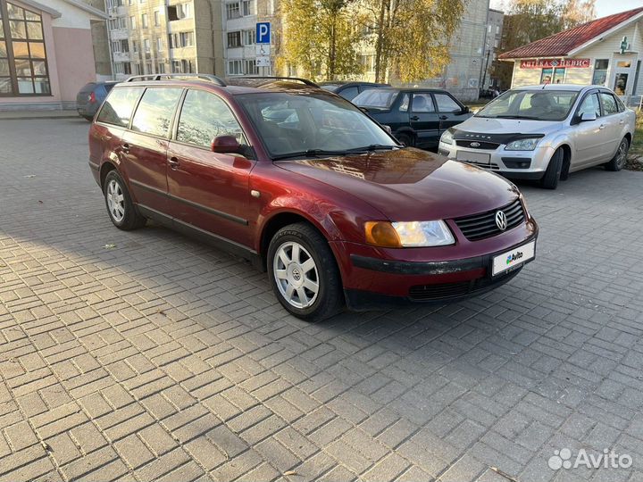 Volkswagen Passat 1.6 AT, 1998, 399 700 км