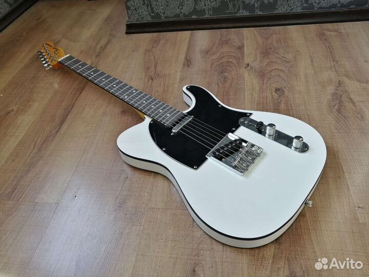 Fender Telecaster Custom 60's Relic White Pearl