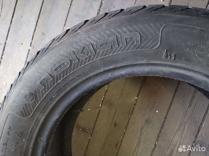 Nokian Tyres Hakka Z 215/60 R16 99H