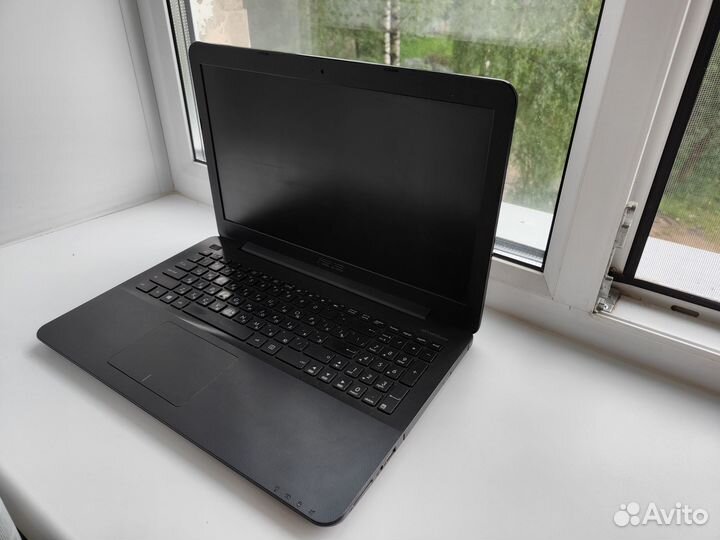Ноутбук asus X554L