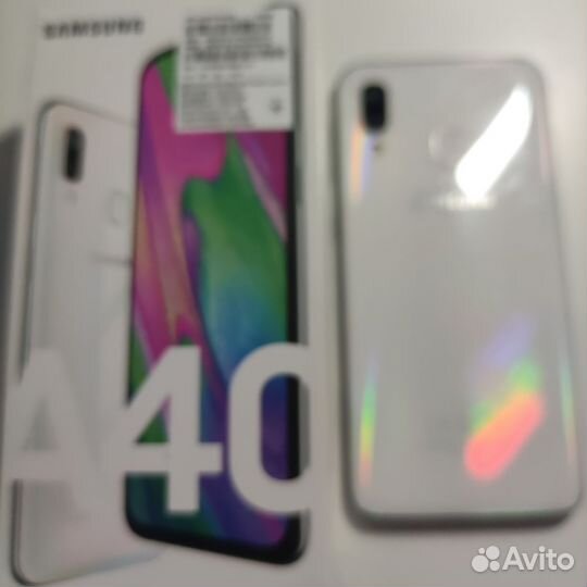 Samsung Galaxy A40, 4/64 ГБ