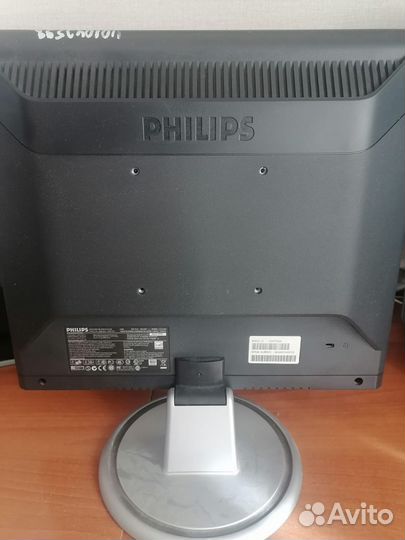 Монитор для компьютера Philips 17 дюймов