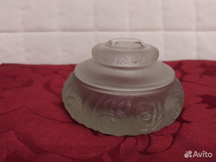 Пудреницы/шкатулки 50-х,винтажные