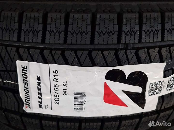Bridgestone Blizzak Ice 205/55 R16 94T
