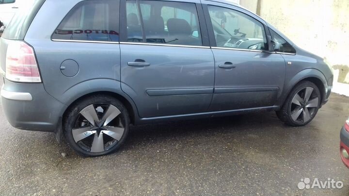 Продам колеса Опель zafira б 225/40/18