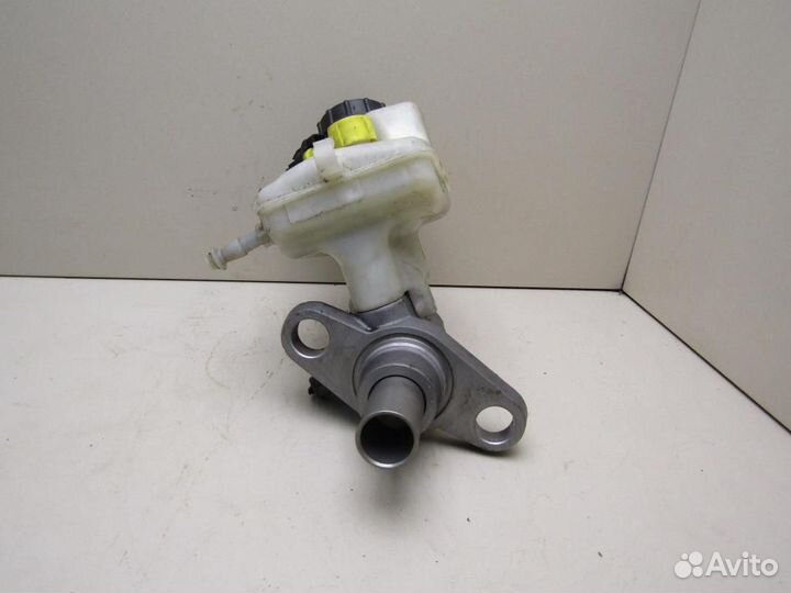 Цилиндр тормозной главный Opel Astra J 2010-2017