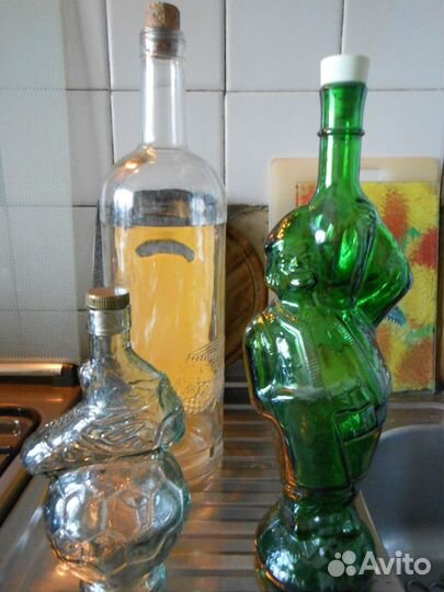 Футбольный мяч и бутса, череп бутылка 0,5 L