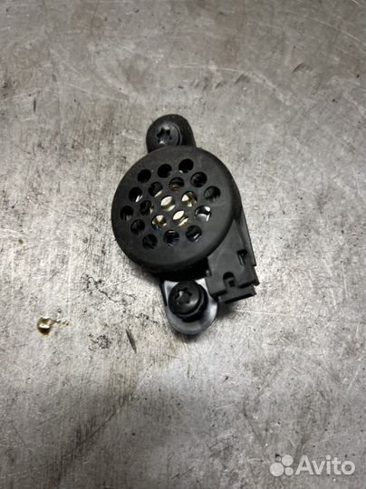 Зумер парктроника audi a4 b8