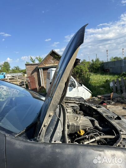 Капот на Renault logan 2 Черный