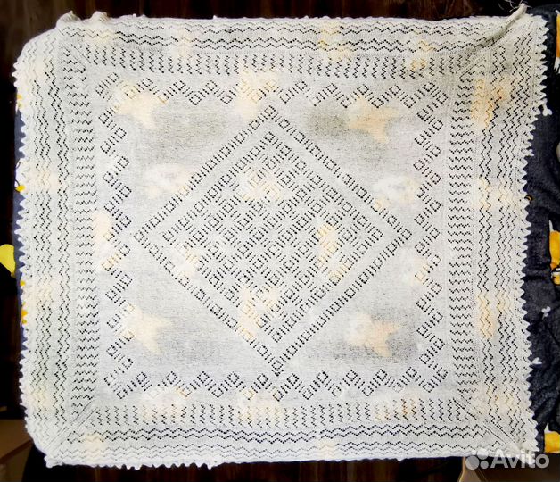 Новый оренбургский пуховый платок