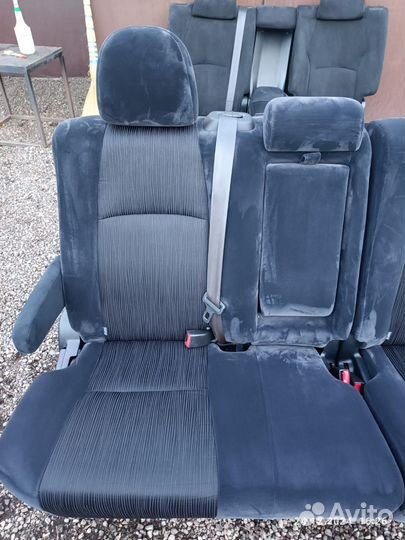 Сиденье средний ряд Тойота Альфард кузов 20
