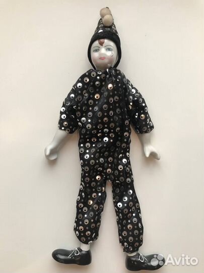 Куклы фарфоровые