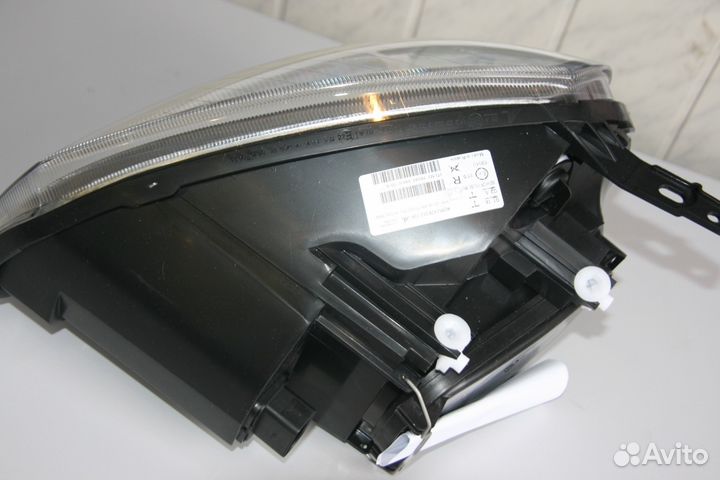 Блок фара ваз 21704 с дневными ходовыми огнями