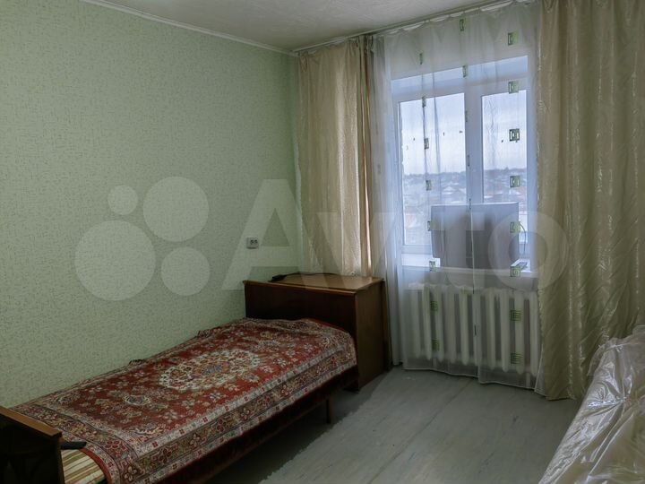 2-к. квартира, 55 м², 4/10 эт.