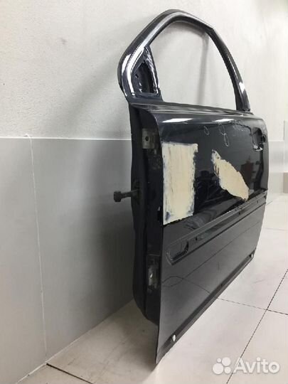 Дверь передняя левая Volvo XC90