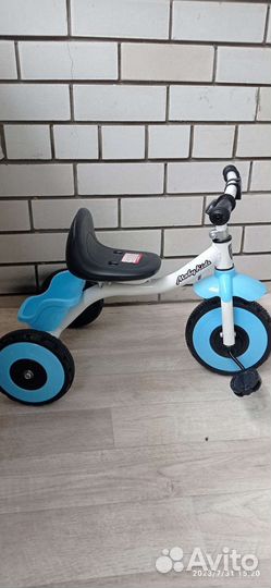 Трехколесный велосипед