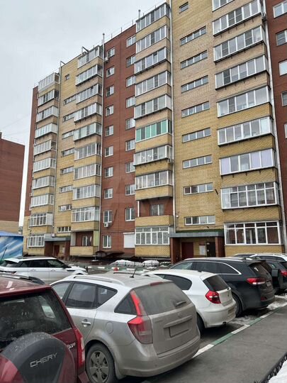 3-к. квартира, 107 м², 8/10 эт.