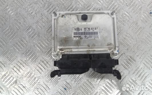 Блок управления двс volkswagen passat B5 (OML09PC0