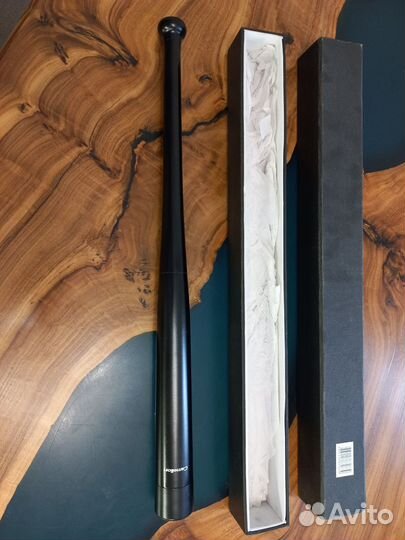 Бейсбольная бита с фонариком