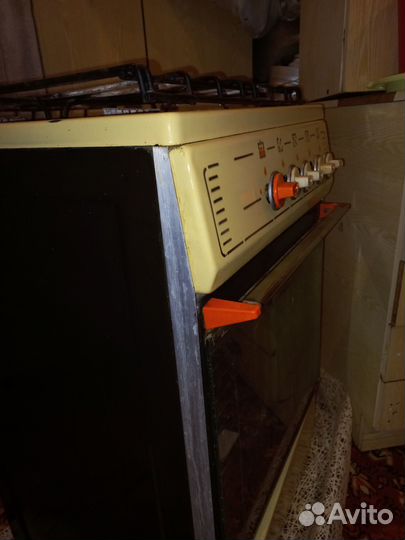 Плита газовая 4-х комфорочная 