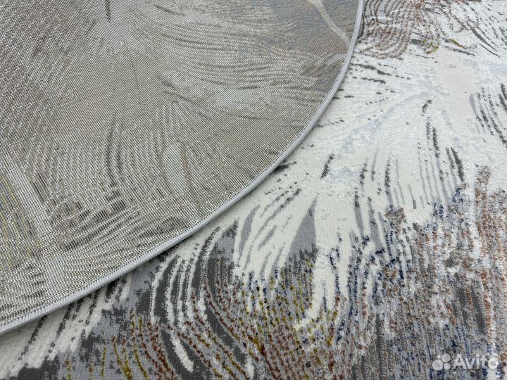 Ковер круг 1.6х1.6 новый