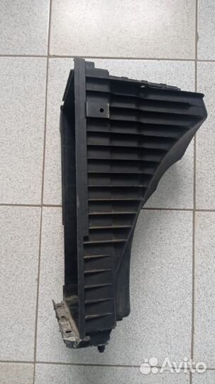 Корпус воздушного фильтра Porsche Cayenne 9Pa 2005