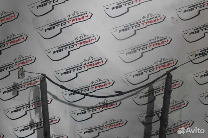 Тросик ручника nissan cedric gloria ENY34 правый 36530AG800 4WD