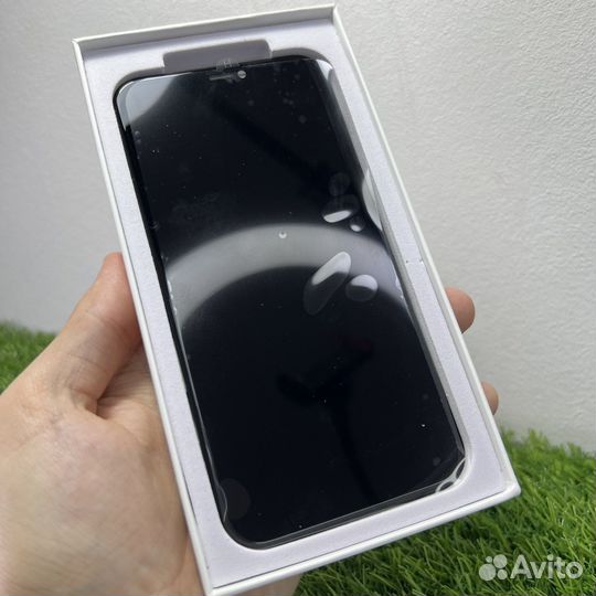 Дисплей на iPhone 11 новый