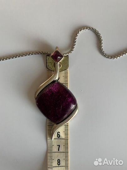 Цепочка с подвеской в форме капли