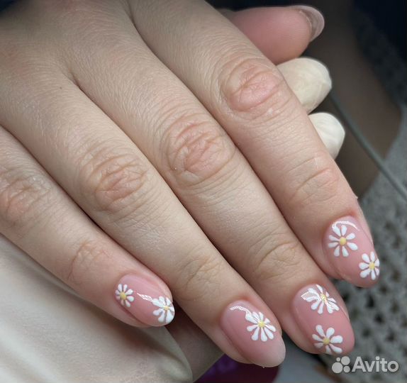 Маникюр на дому